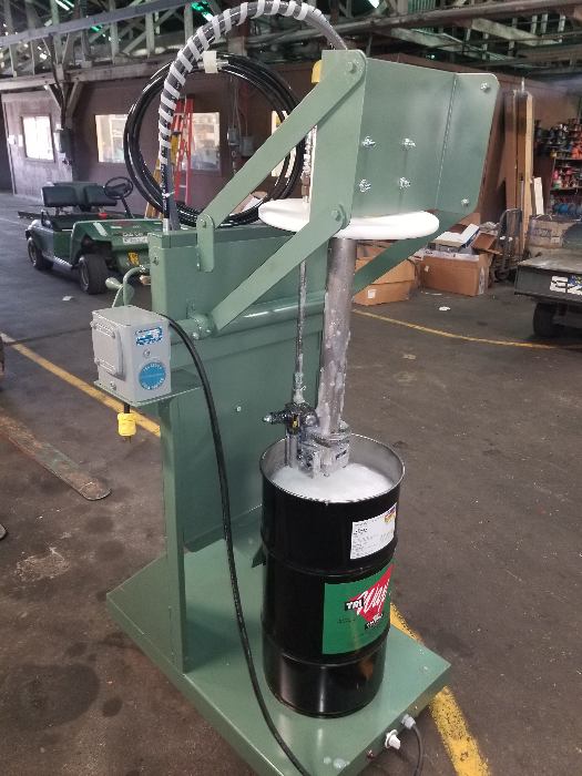 Wax Dolly with raised pump